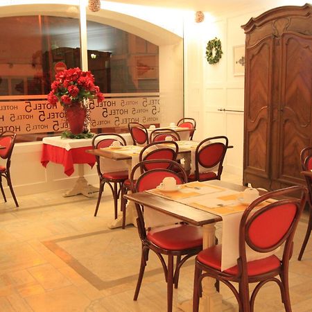 Hotel Le 5 Martigues Buitenkant foto
